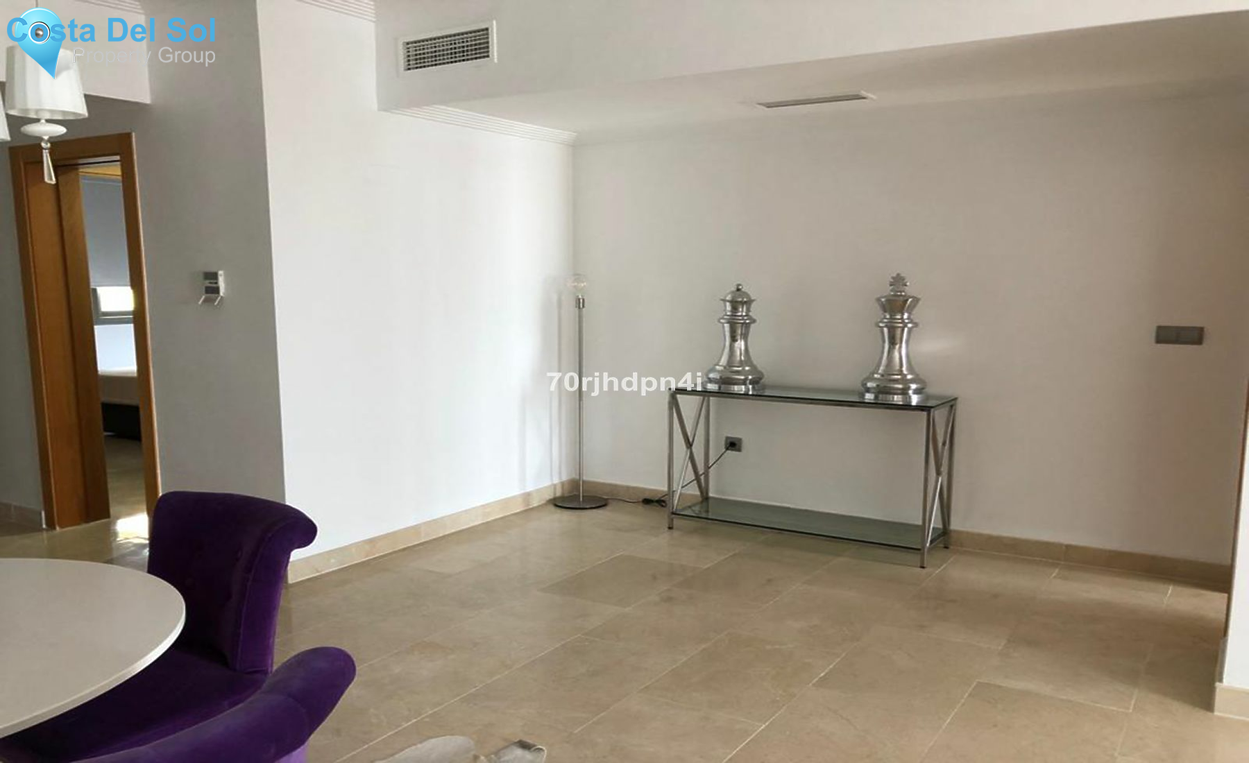 Middle Floor Apartment in Estepona-1431089