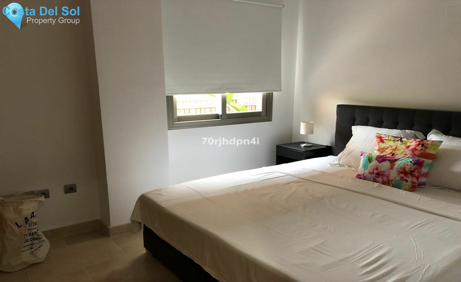 Middle Floor Apartment in Estepona-1431090