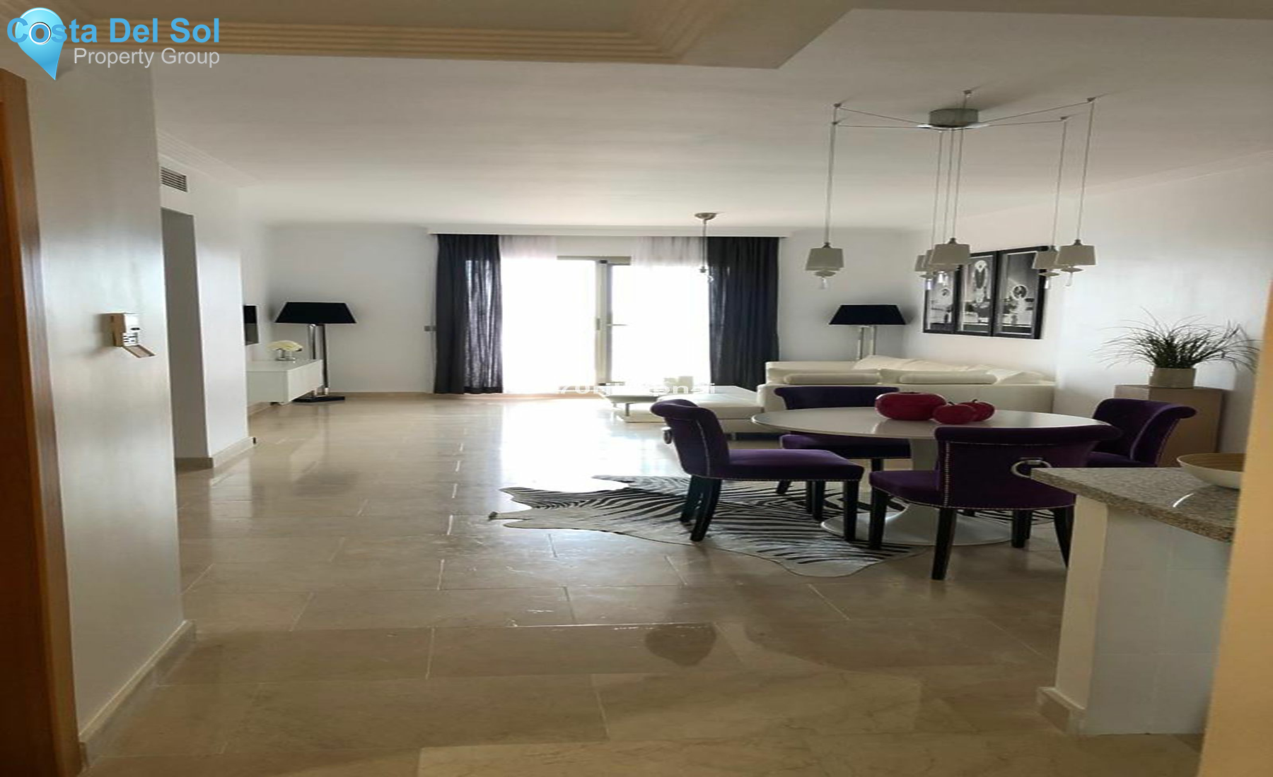 Middle Floor Apartment in Estepona-1431094