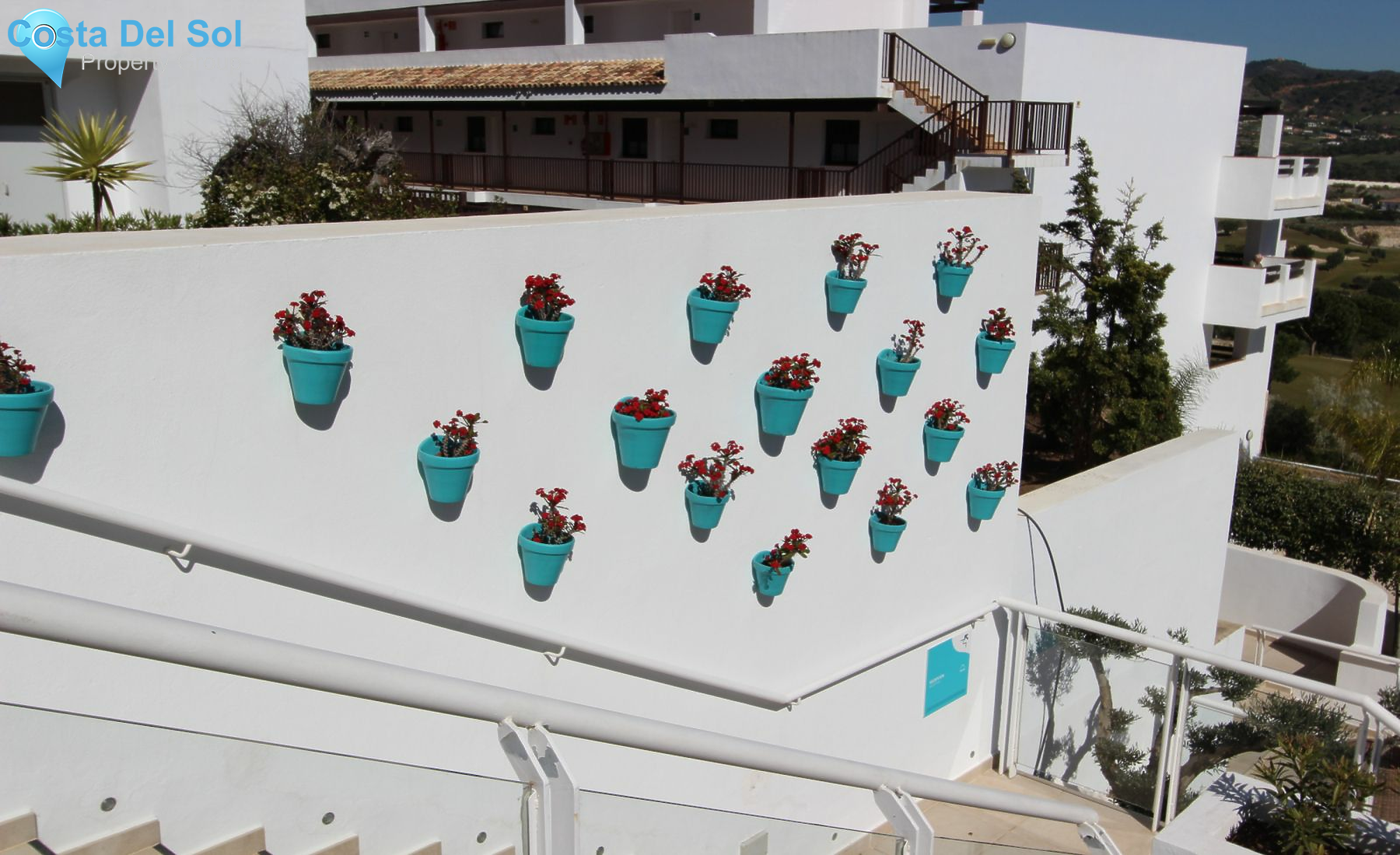 Middle Floor Apartment in Estepona-1445316