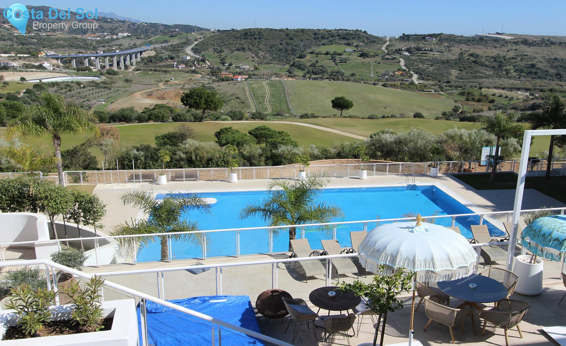 Middle Floor Apartment in Estepona-1445318