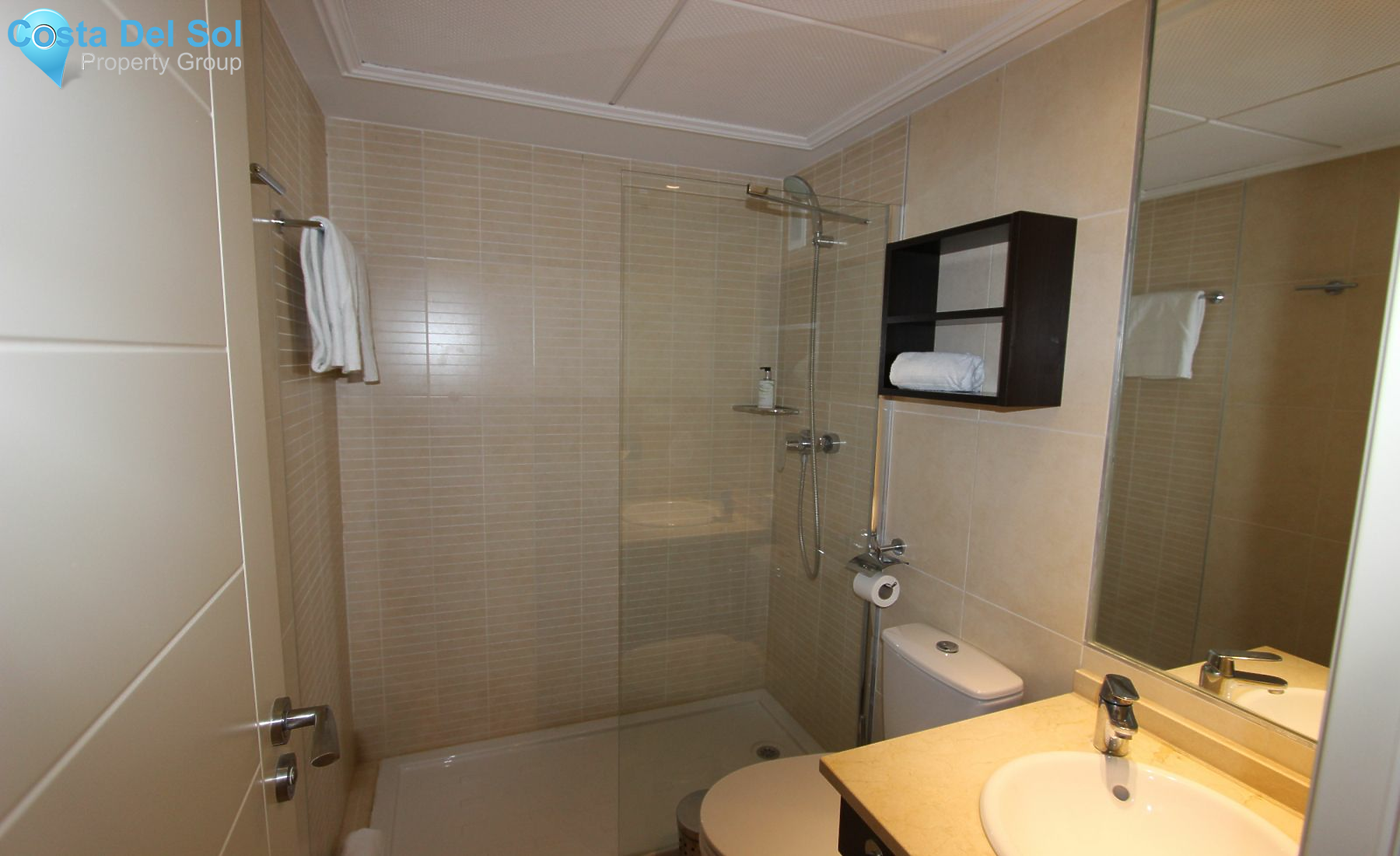 Middle Floor Apartment in Estepona-1445303