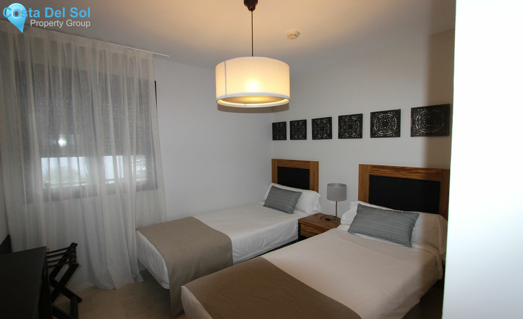 Middle Floor Apartment in Estepona-1445304
