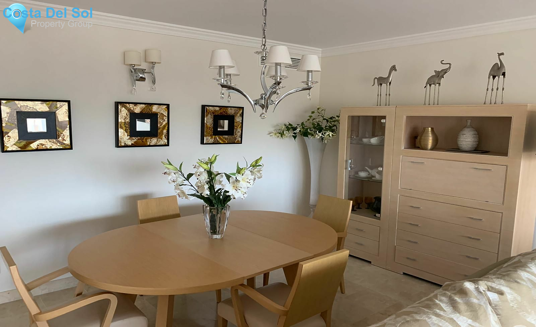 Middle Floor Apartment in Estepona-1466375