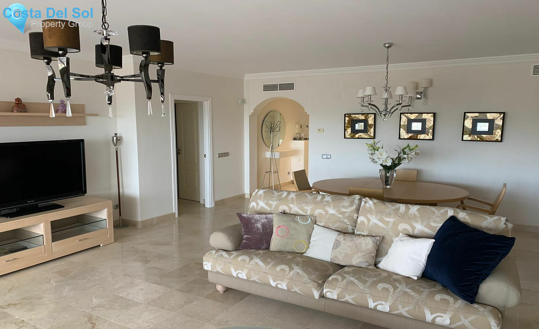 Middle Floor Apartment in Estepona-1466360
