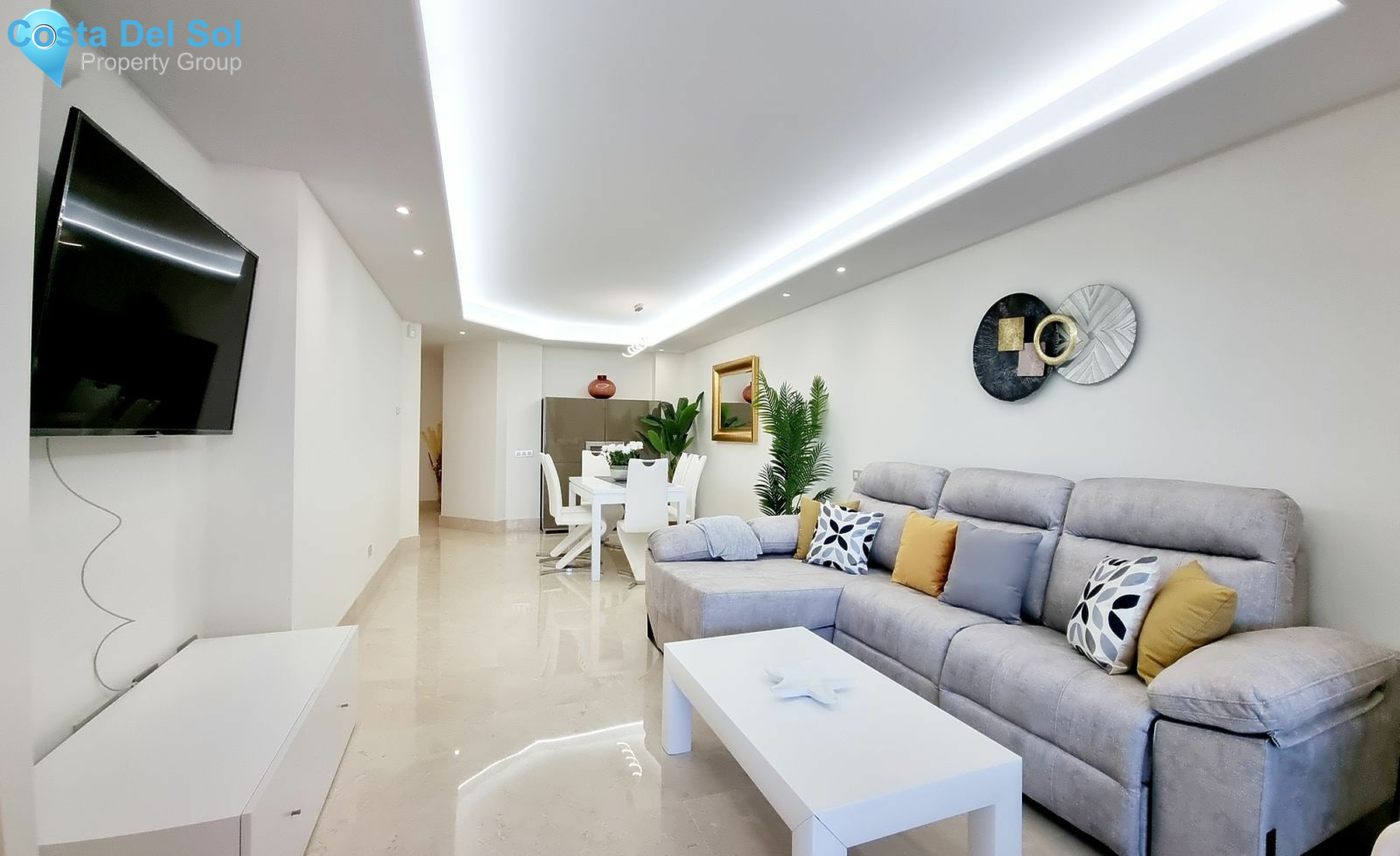 Middle Floor Apartment in Estepona-1468012