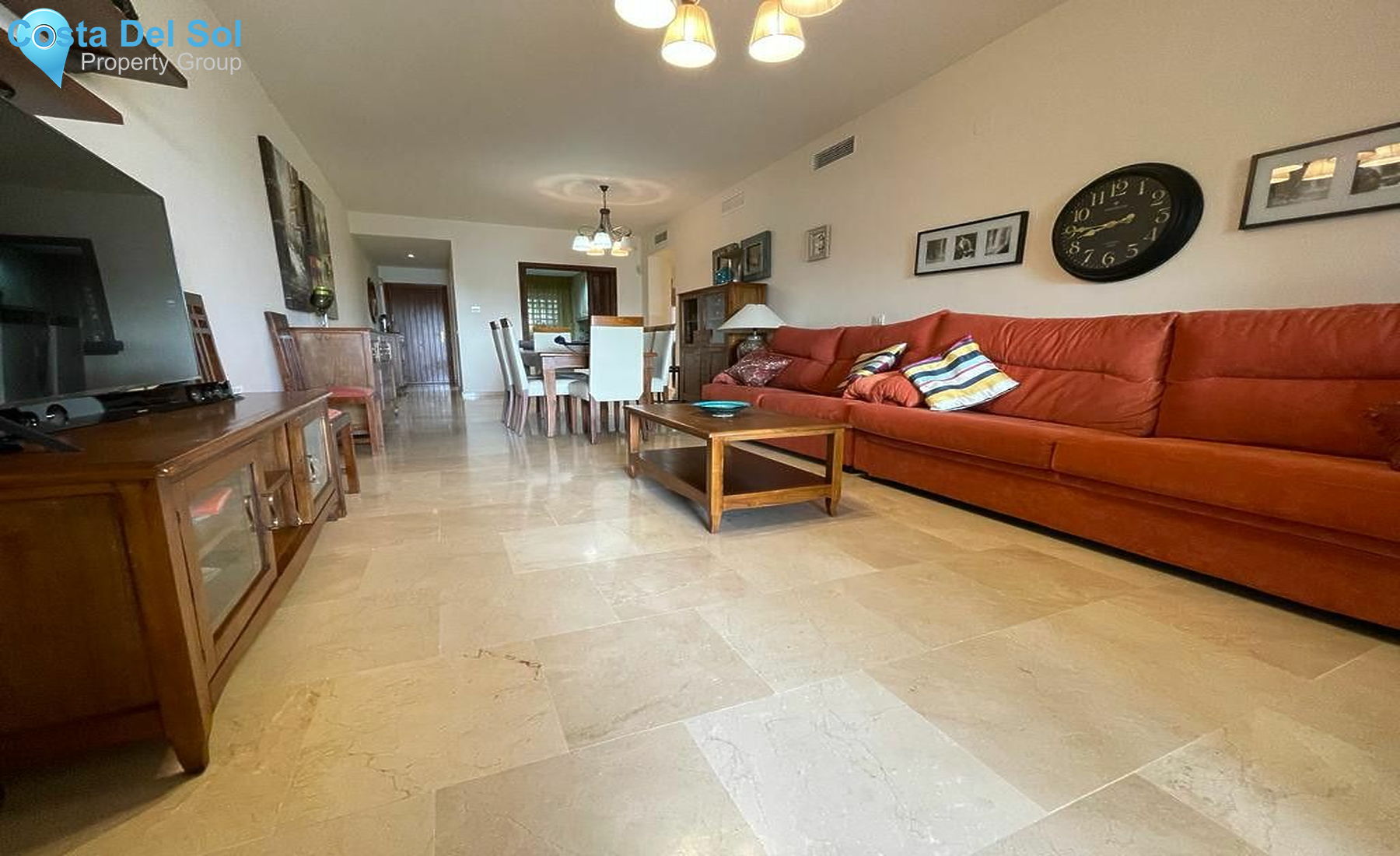 Middle Floor Apartment in Estepona-1473879