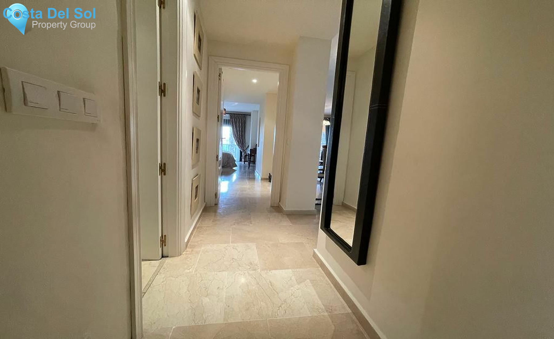Middle Floor Apartment in Estepona-1473881