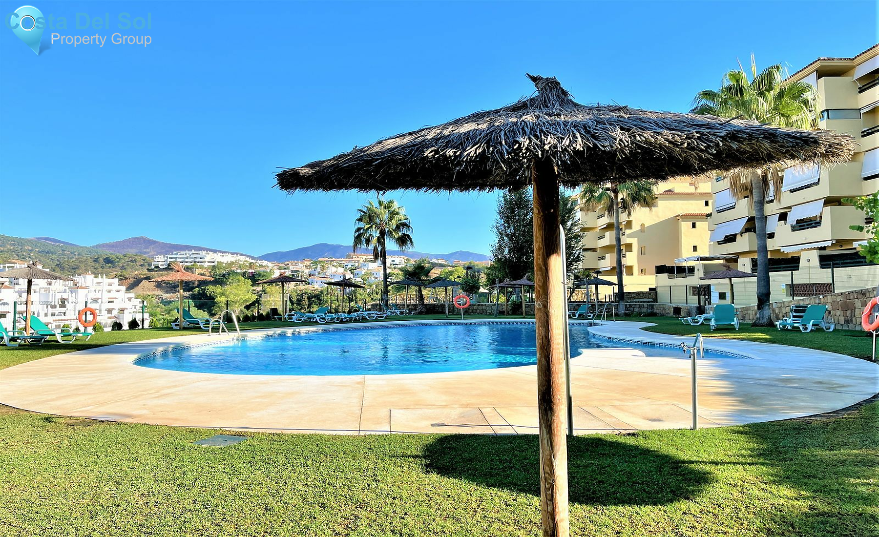 Middle Floor Apartment in Estepona-1474198