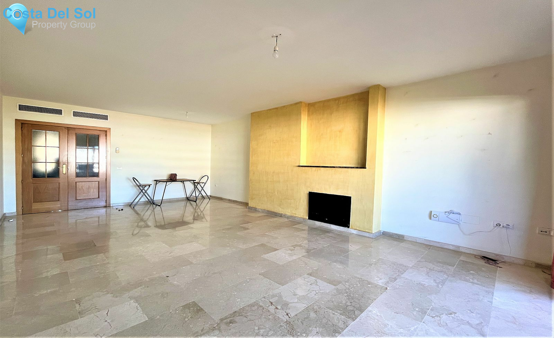 Middle Floor Apartment in Estepona-1474216
