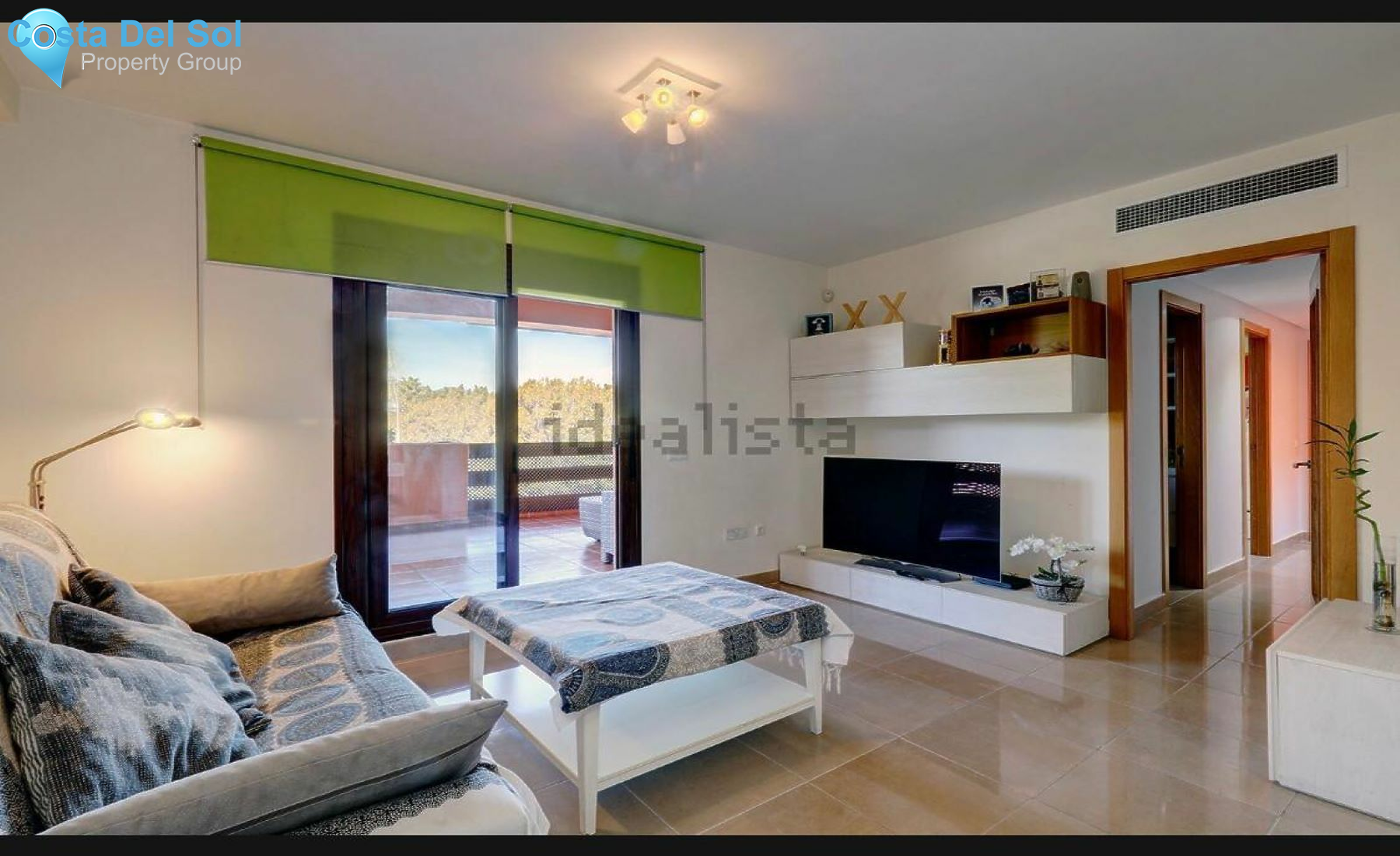 Middle Floor Apartment in Estepona-1481542