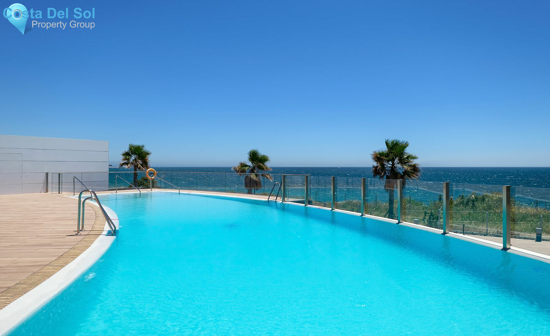 Middle Floor Apartment in Estepona-1483569