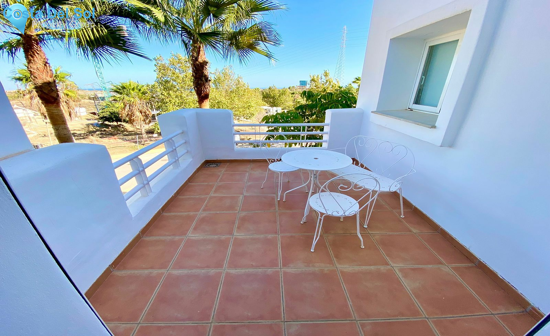 Middle Floor Apartment in Estepona-1519589