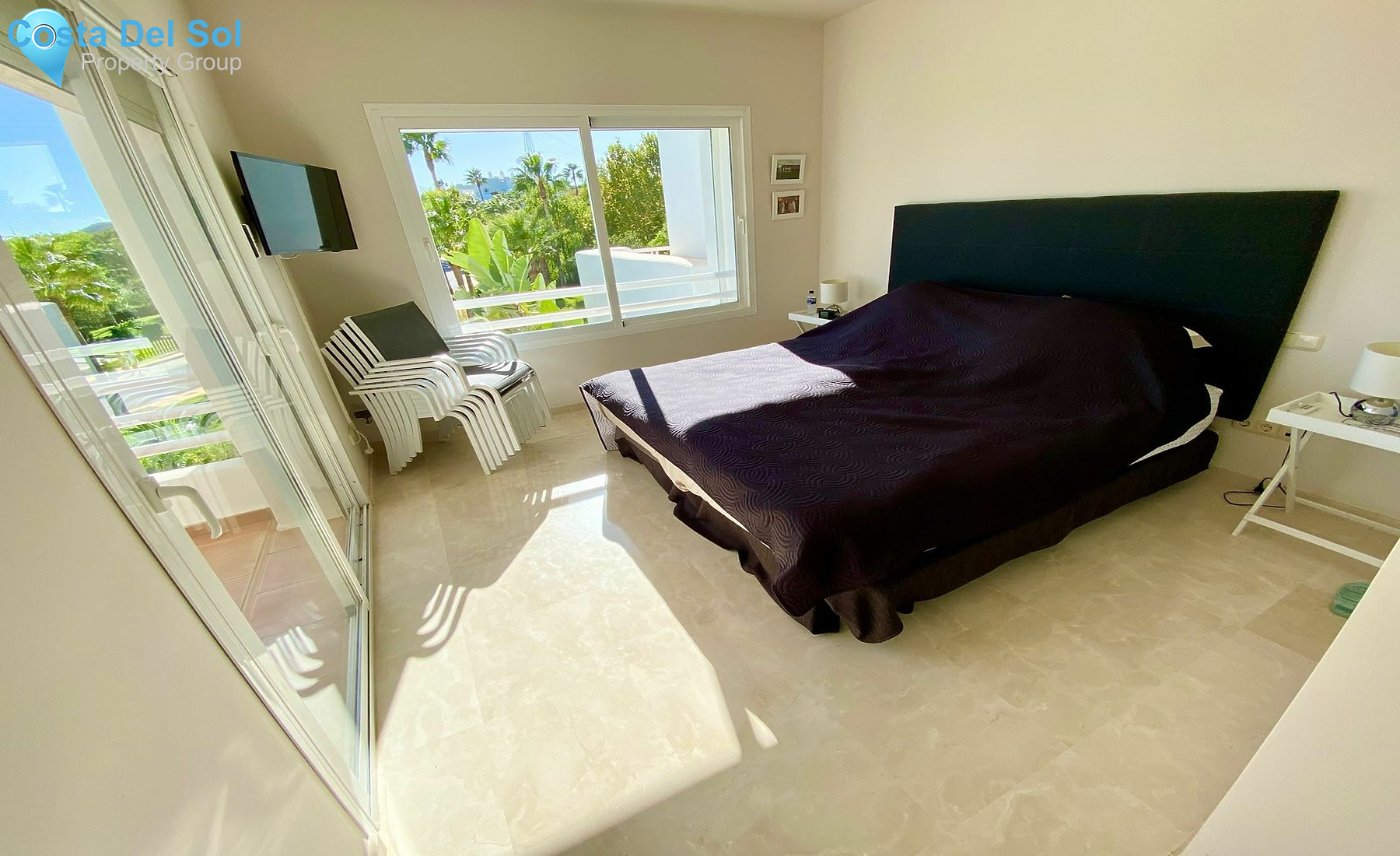Middle Floor Apartment in Estepona-1519592