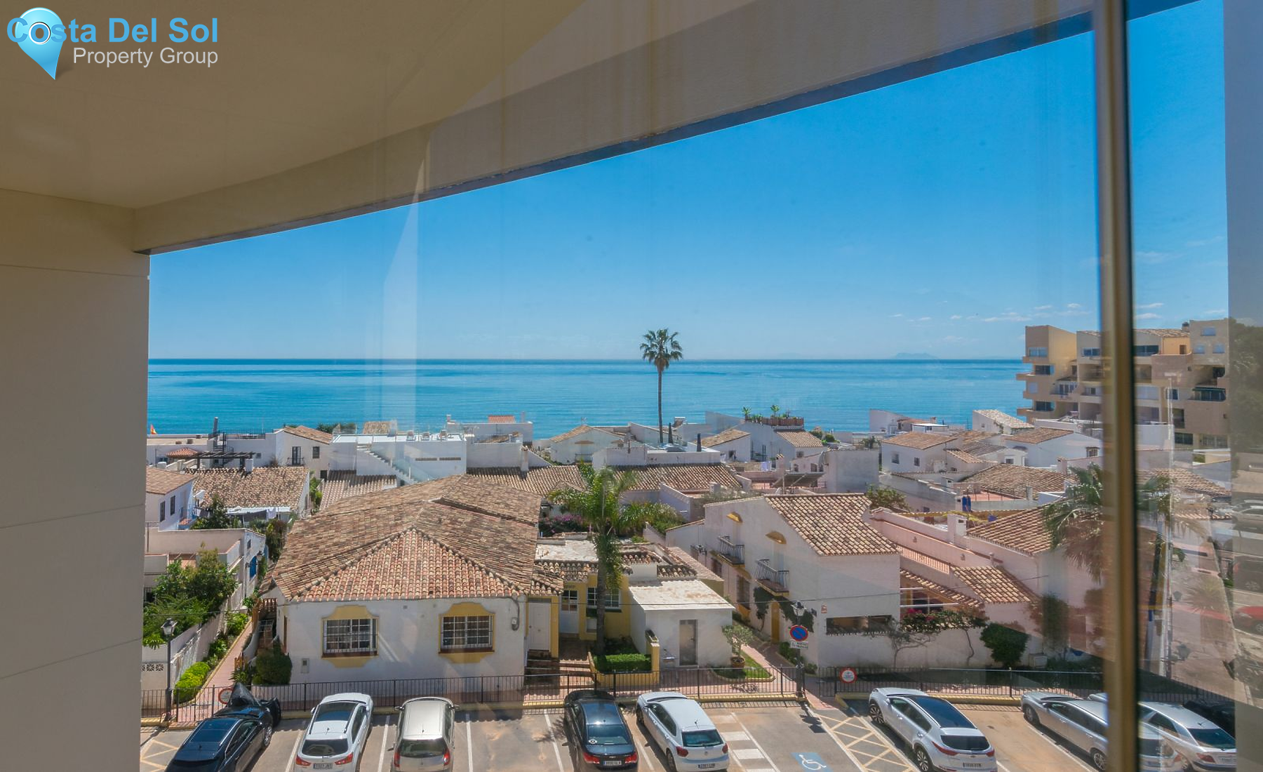 Middle Floor Apartment in Estepona-1520704