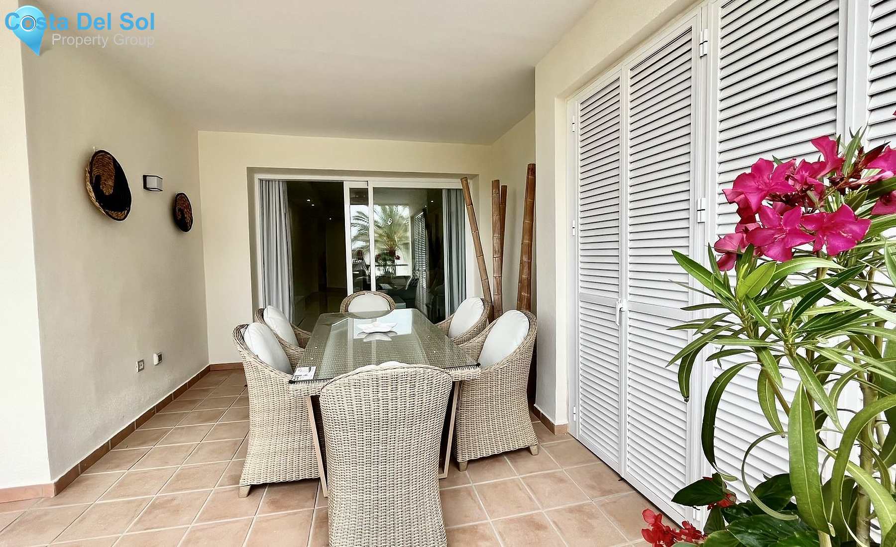 Middle Floor Apartment in Estepona-1532619