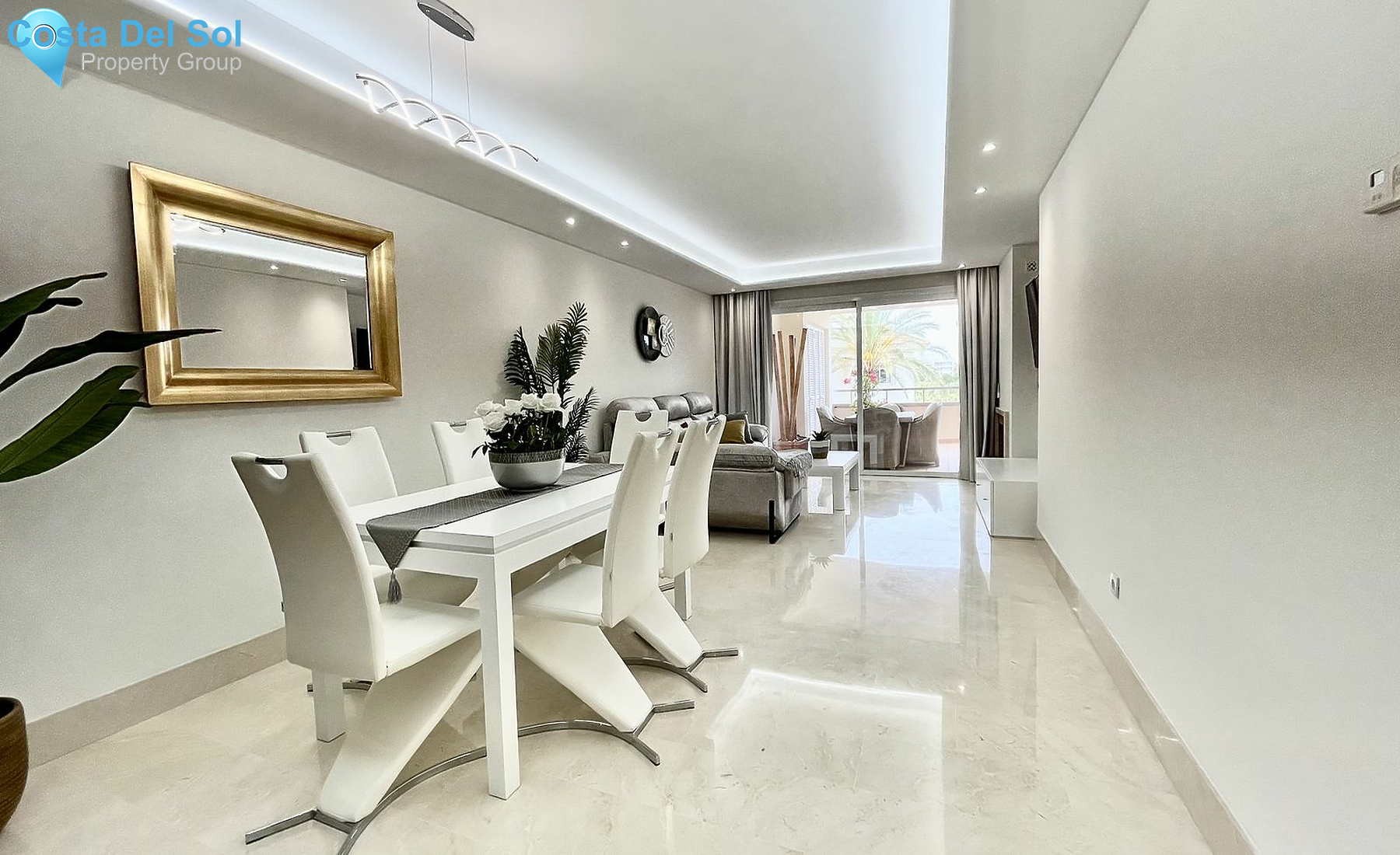 Middle Floor Apartment in Estepona-1532610