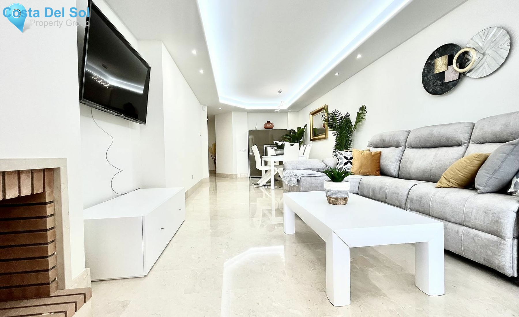 Middle Floor Apartment in Estepona-1532613