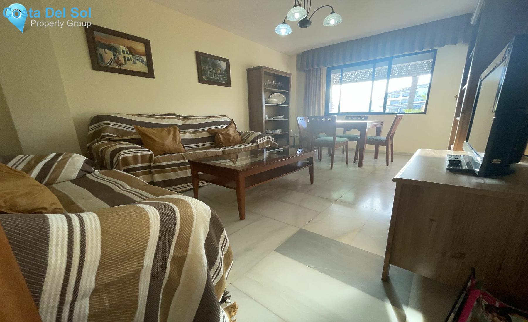 Middle Floor Apartment in Estepona-1535455