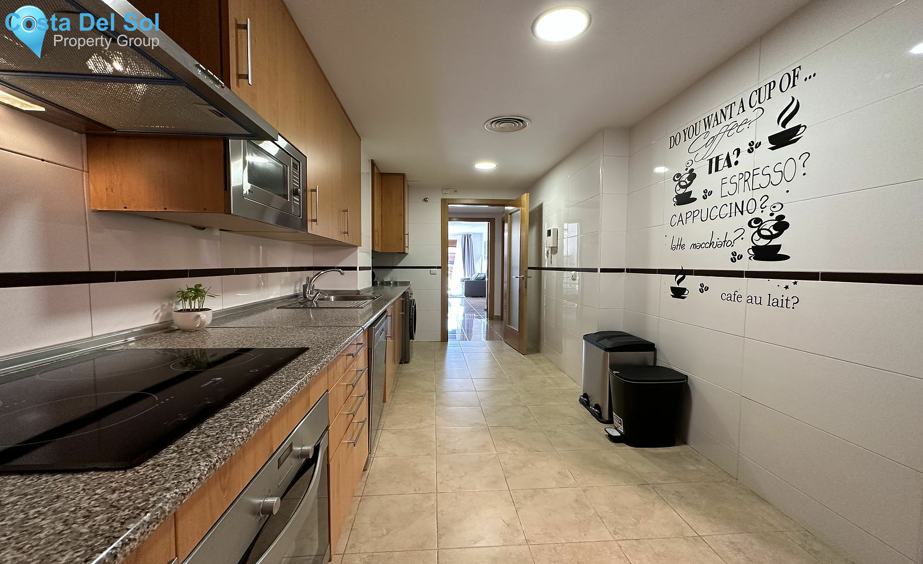 Middle Floor Apartment in Estepona-1548621