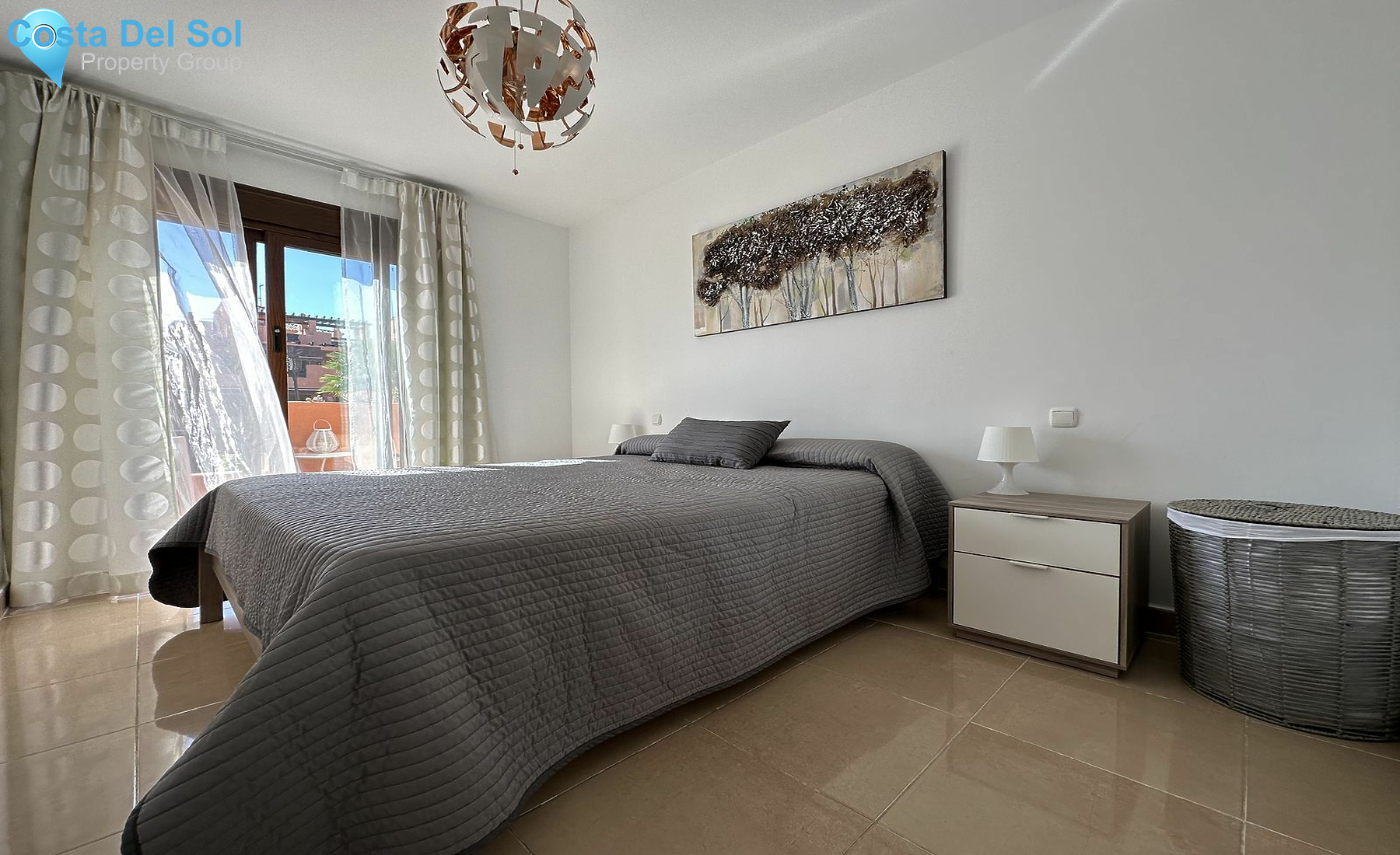 Middle Floor Apartment in Estepona-1548624
