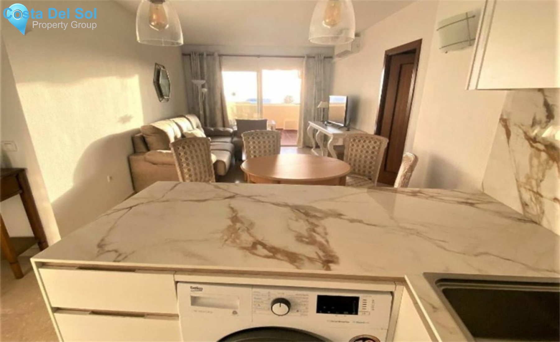 Middle Floor Apartment in Estepona-1550332