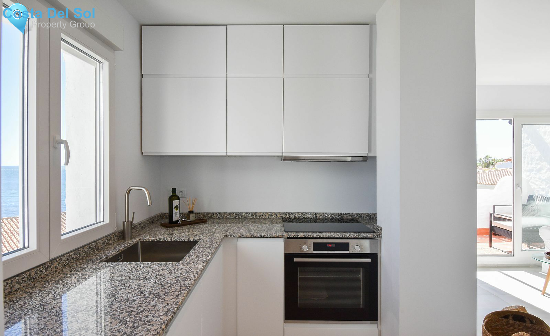 Middle Floor Apartment in Estepona-1550492