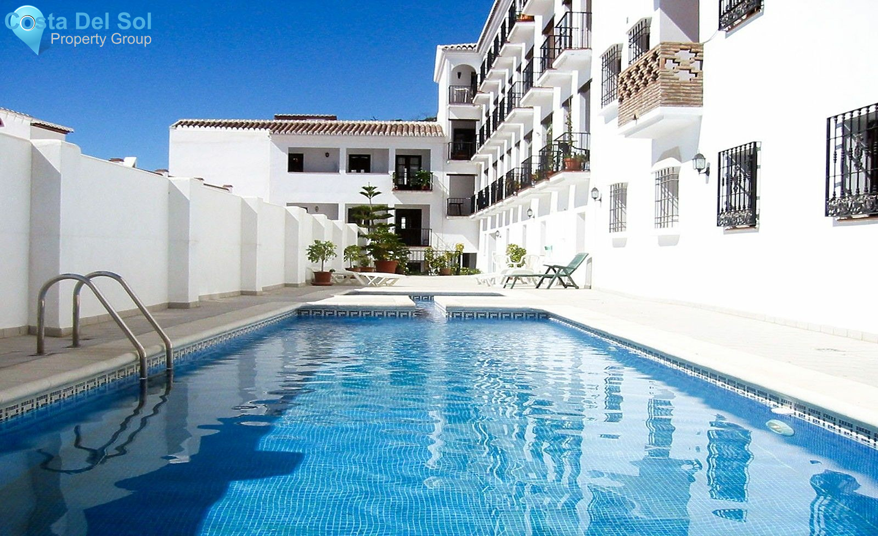 Middle Floor Apartment in Frigiliana