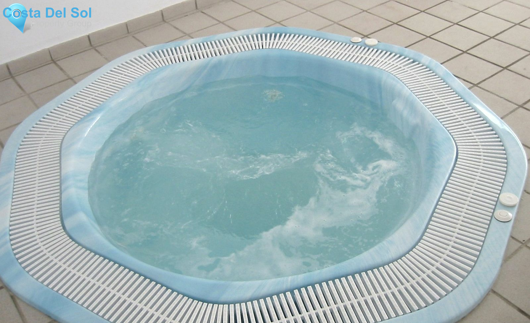 Middle Floor Apartment in Frigiliana-1391853