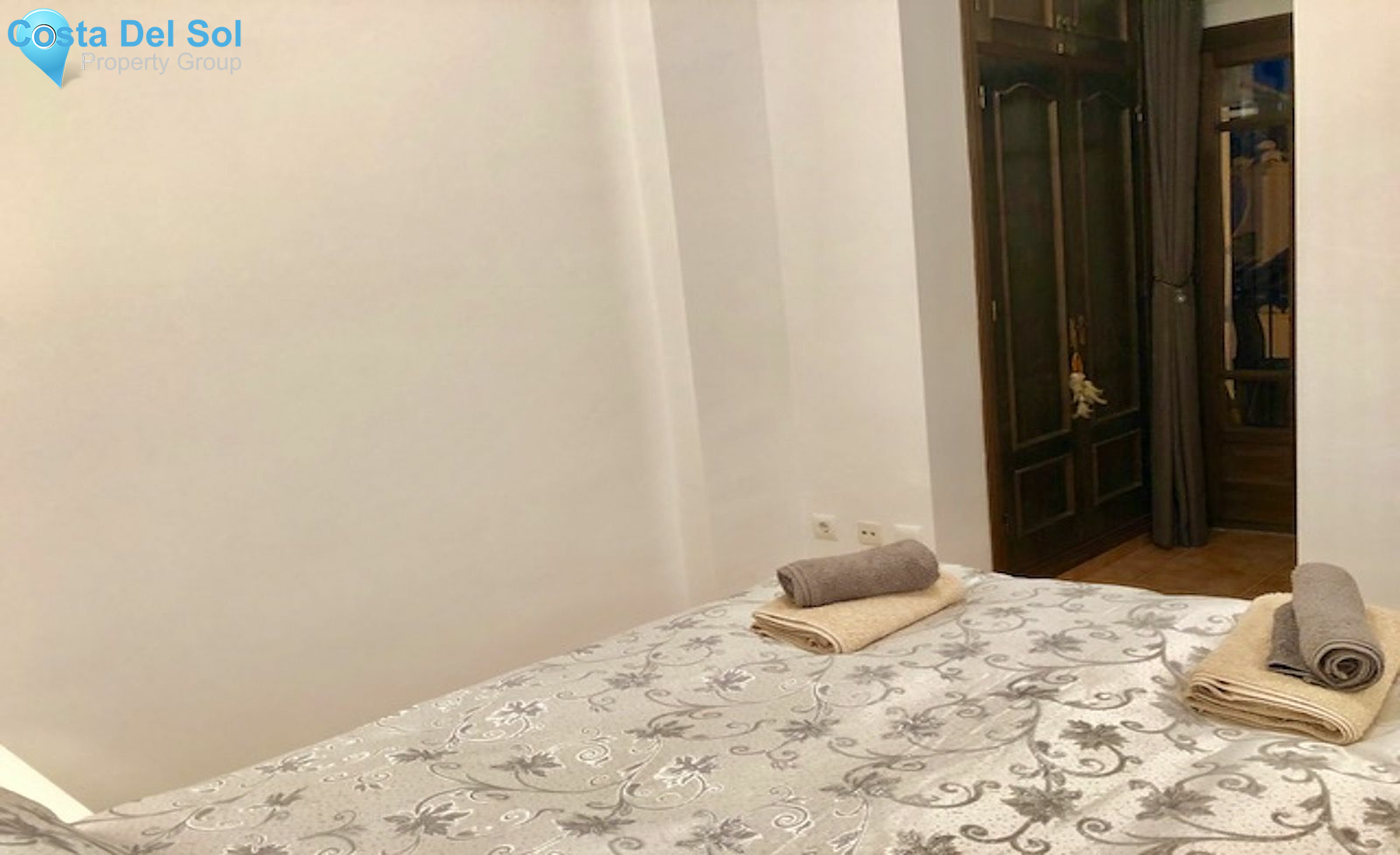 Middle Floor Apartment in Frigiliana-1391844