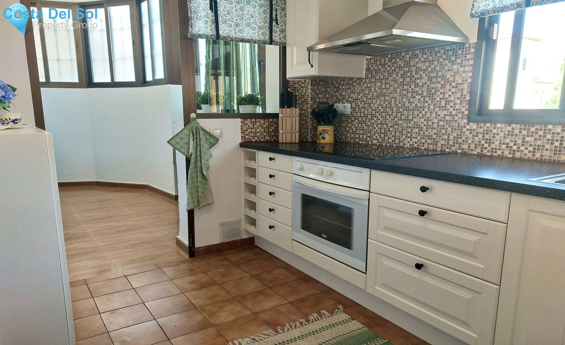Middle Floor Apartment in Fuengirola-1234227