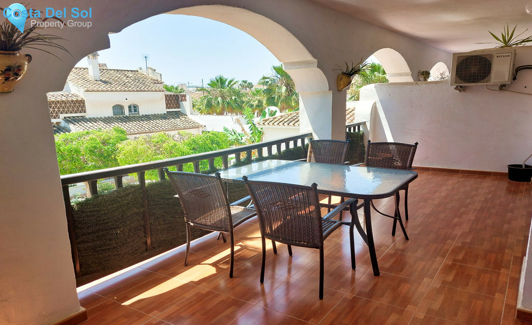 Middle Floor Apartment in Fuengirola-1234211