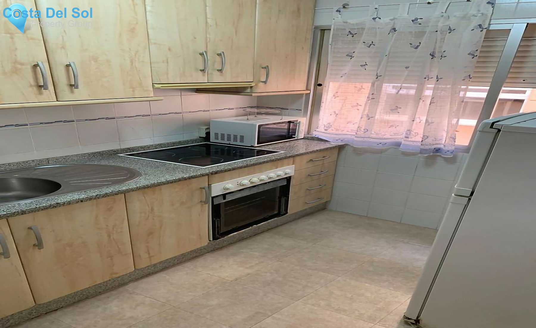 Middle Floor Apartment in Fuengirola-1242317