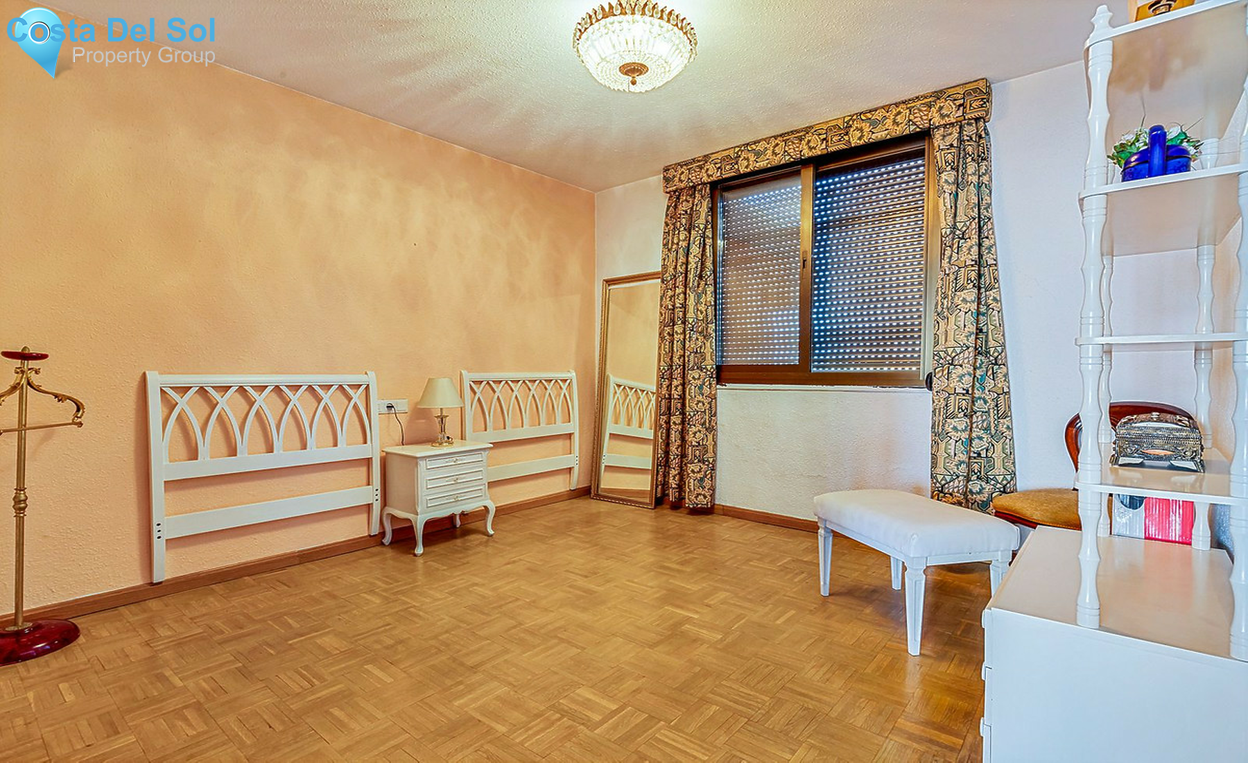 Middle Floor Apartment in Fuengirola-1247667