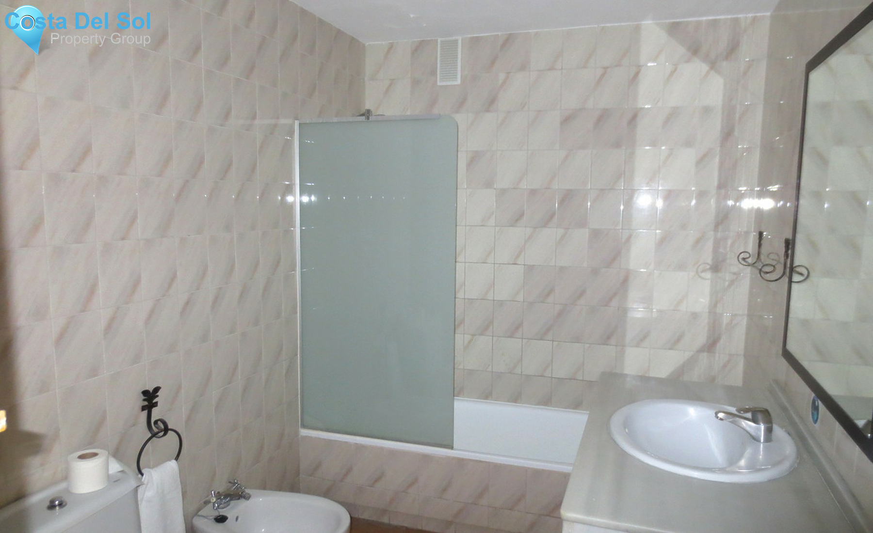 Middle Floor Apartment in Fuengirola-1266276