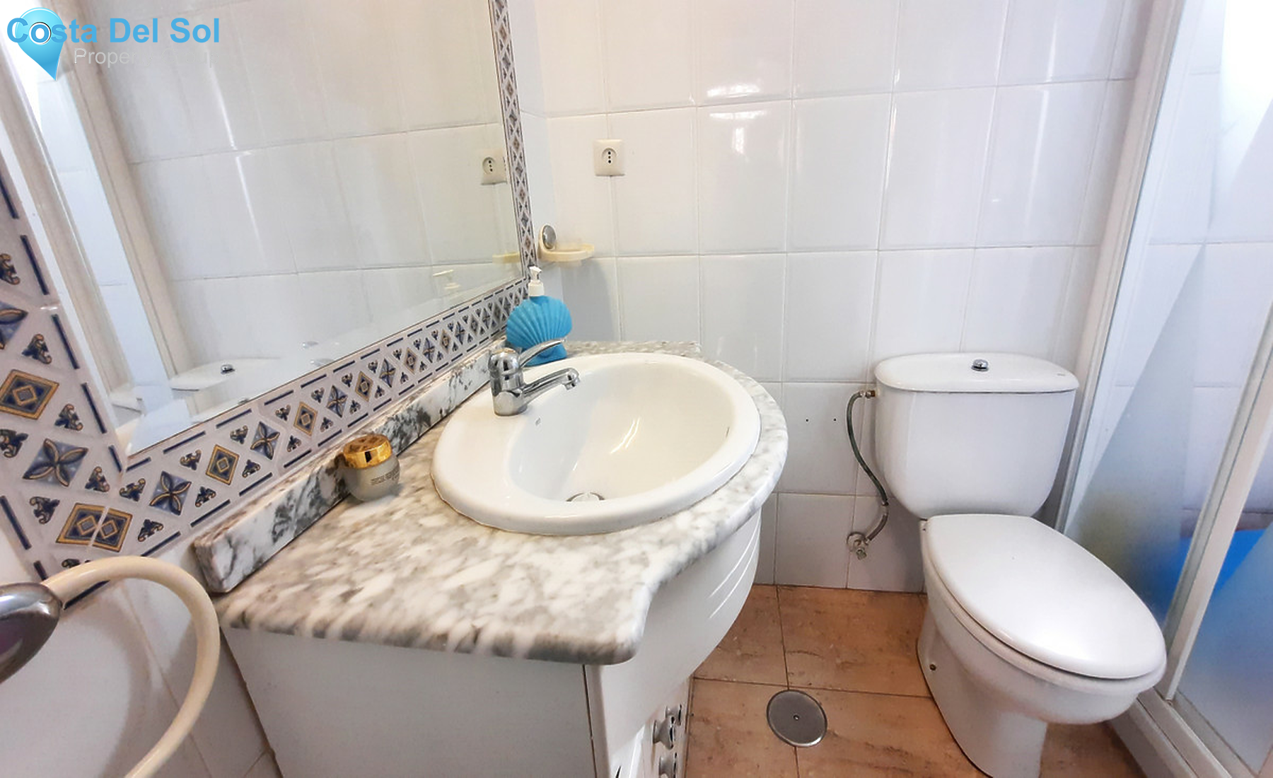 Middle Floor Apartment in Fuengirola-1295870