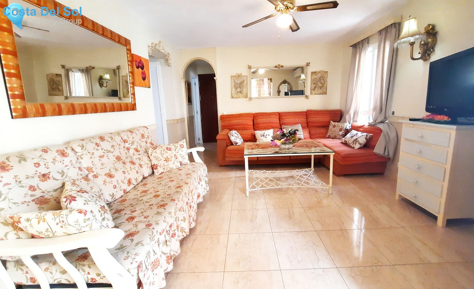 Middle Floor Apartment in Fuengirola-1295859