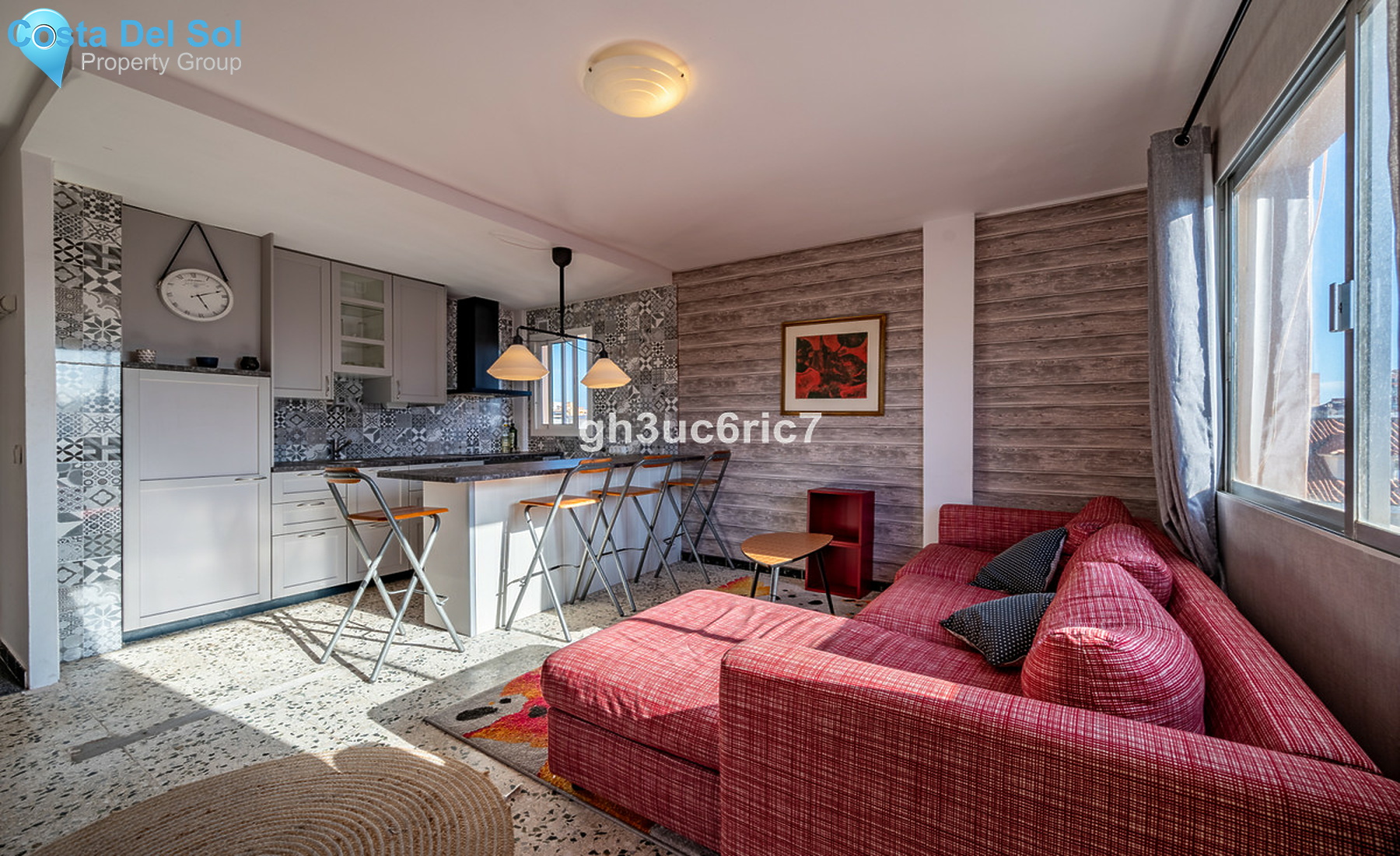 Middle Floor Apartment in Fuengirola-1311066