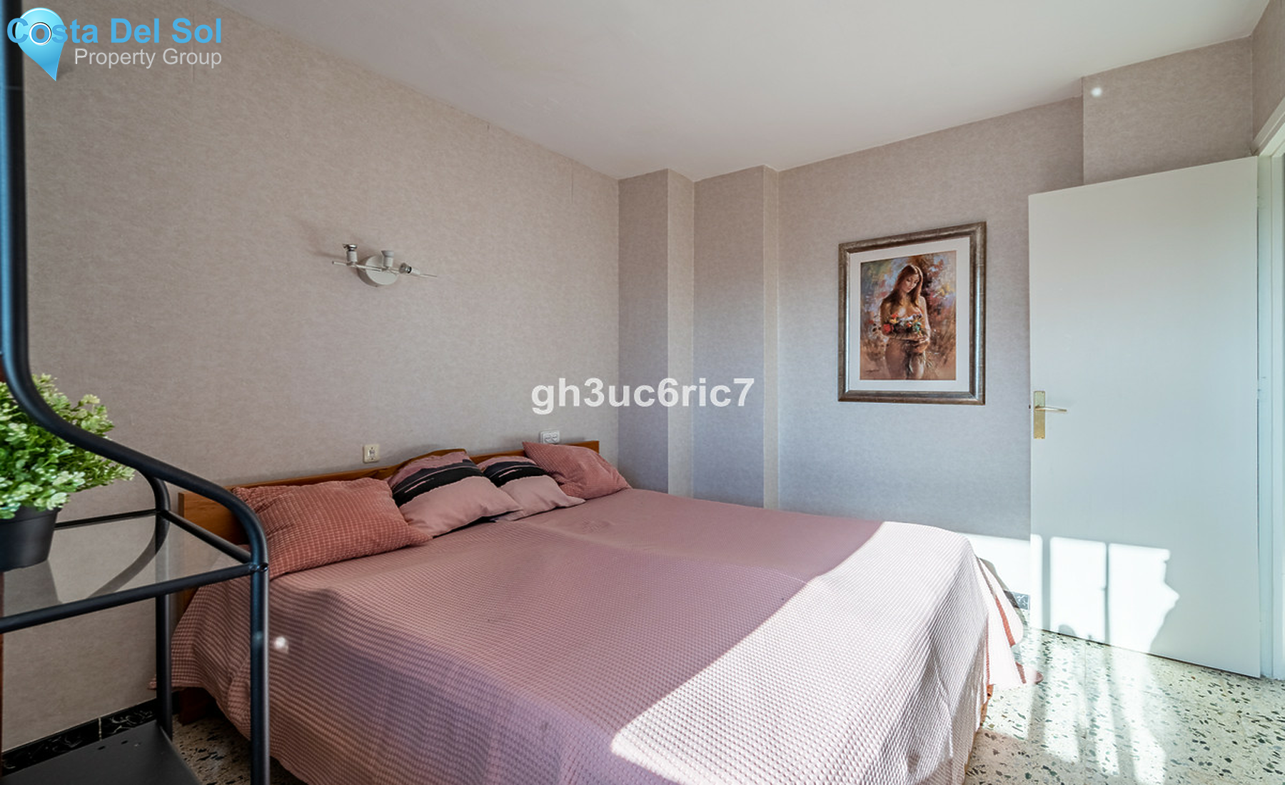 Middle Floor Apartment in Fuengirola-1311061