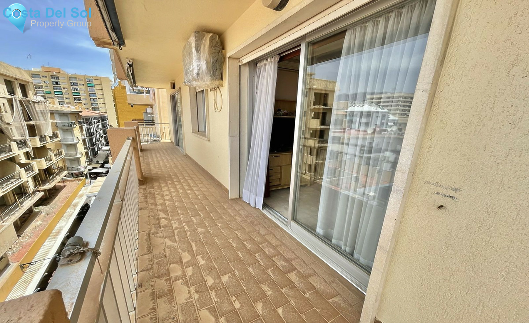 Middle Floor Apartment in Fuengirola-1314276