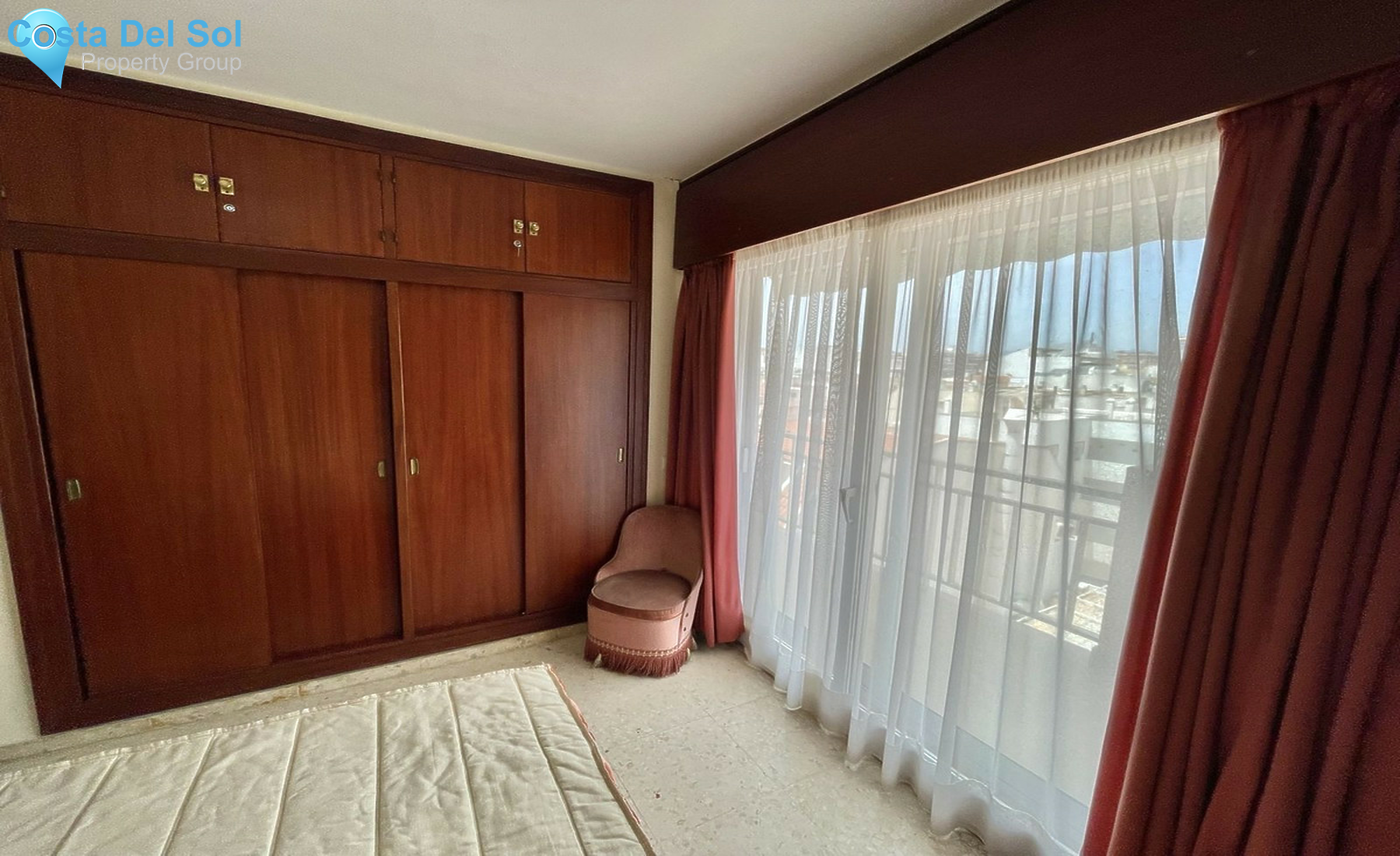 Middle Floor Apartment in Fuengirola-1314267