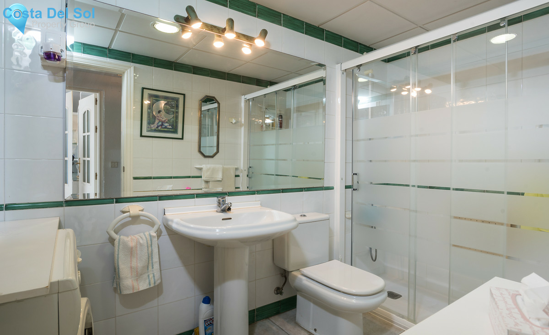 Middle Floor Apartment in Fuengirola-1316413