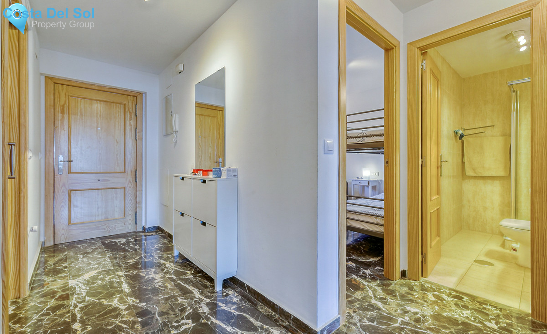 Middle Floor Apartment in Fuengirola-1327064