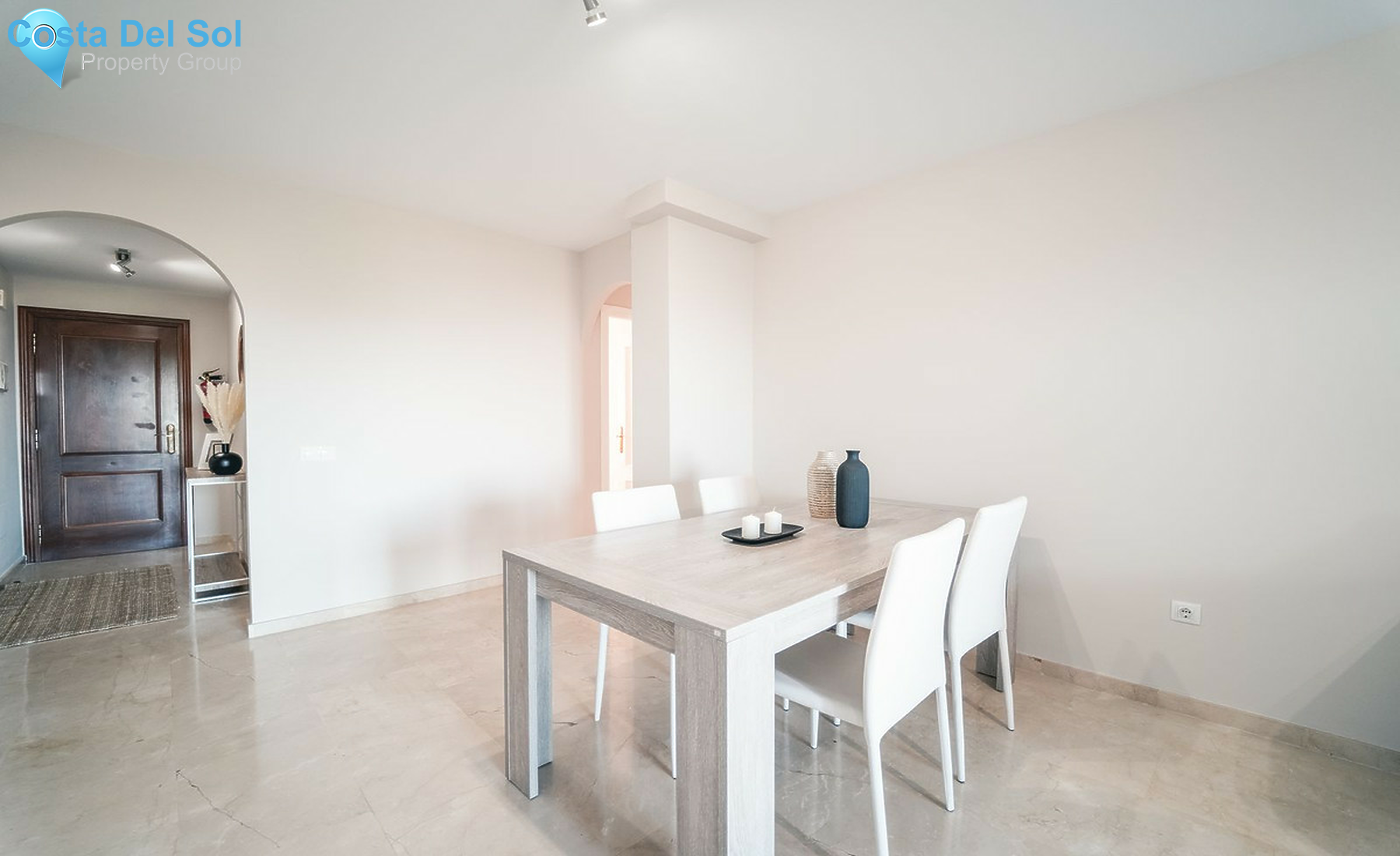Middle Floor Apartment in Fuengirola-1369186