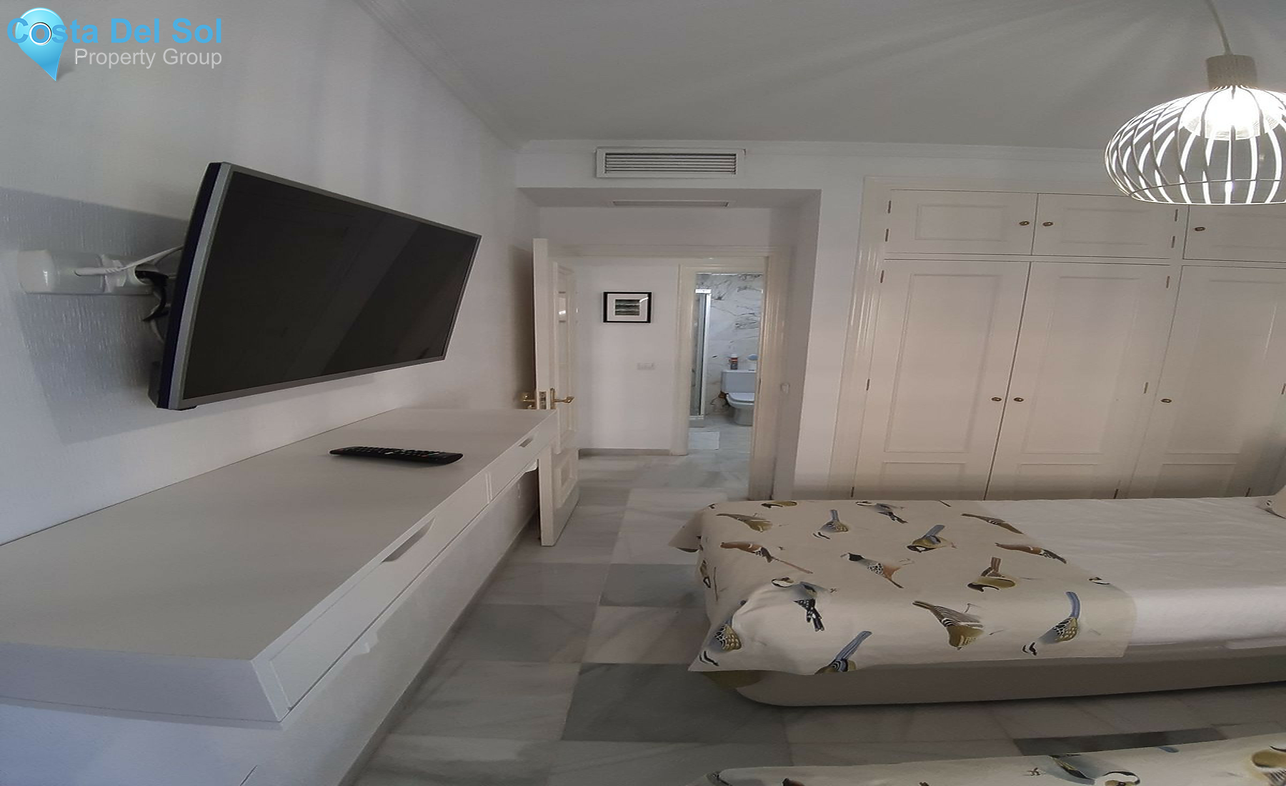 Middle Floor Apartment in Fuengirola-1408122