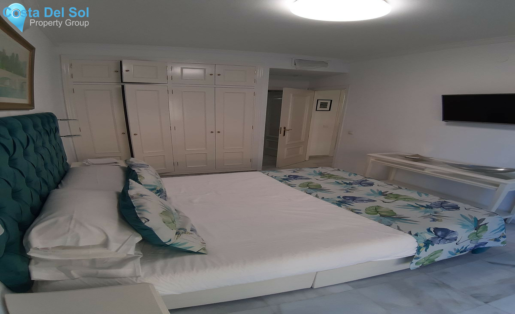 Middle Floor Apartment in Fuengirola-1408125