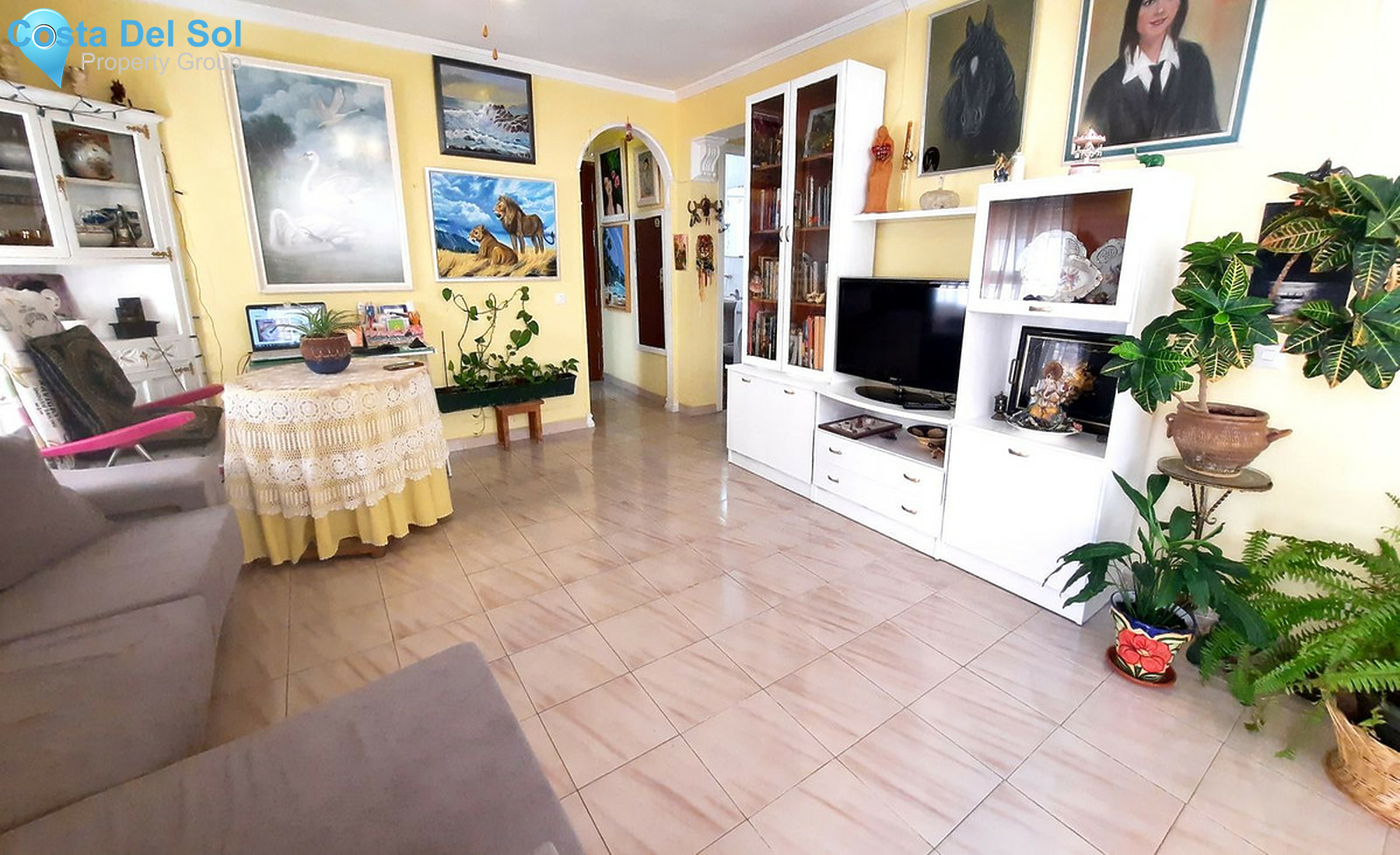 Middle Floor Apartment in Fuengirola-1411183