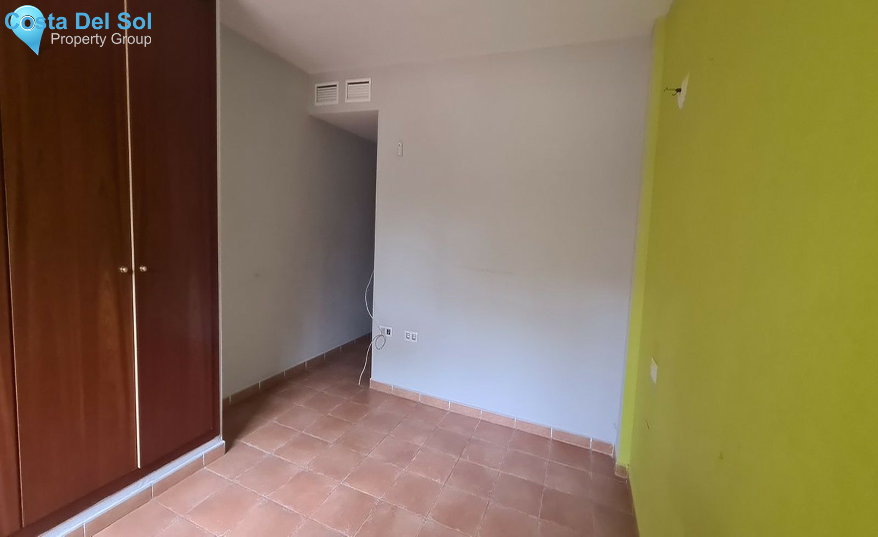 Middle Floor Apartment in Fuengirola-1411378