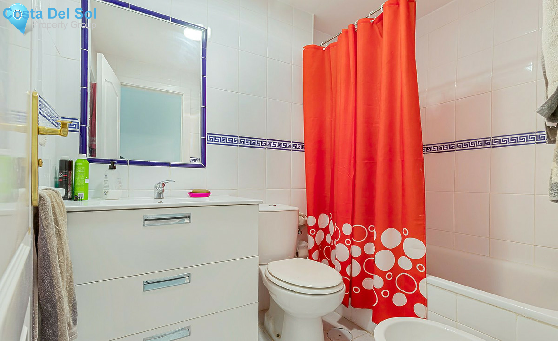Middle Floor Apartment in Fuengirola-1416196
