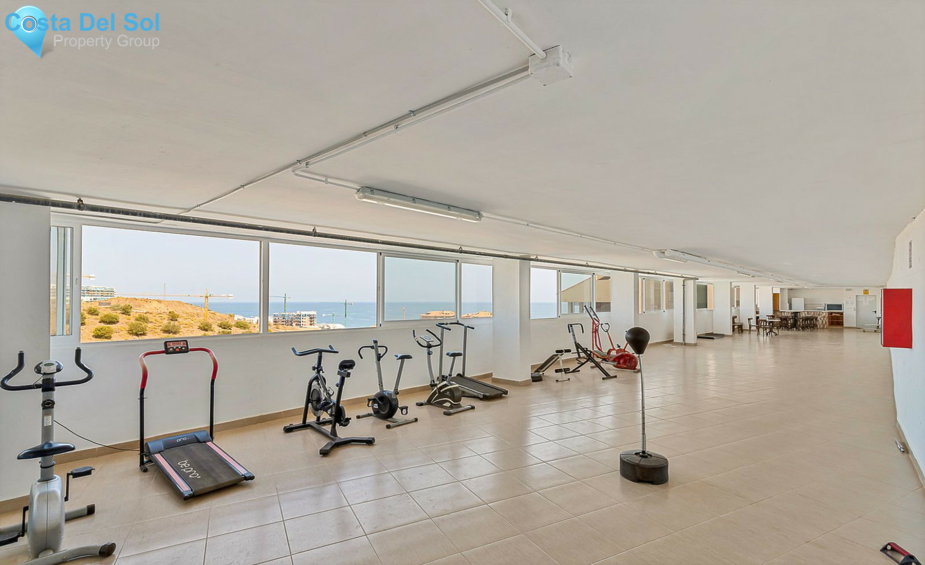 Middle Floor Apartment in Fuengirola-1416200